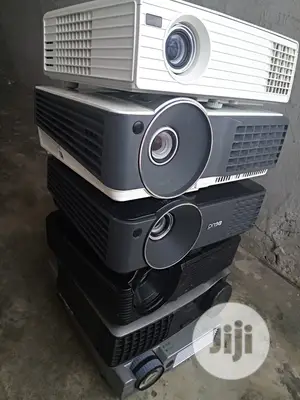 Amazing Powerful UK Used Projectors