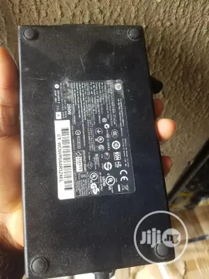 200W Follow Come Hp Charger
