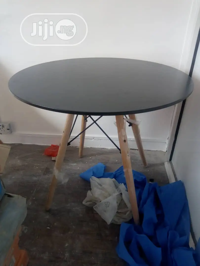 Restaurant /Bar Table