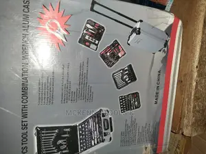 187 Tool Set With Combination Wrench