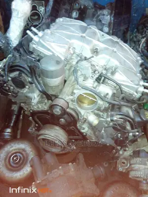 Range Rover Supercharged Engine
