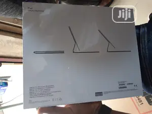 iPad Pro Magic Keyboard