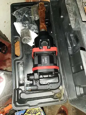 1" Pneumatic Impact Wrench