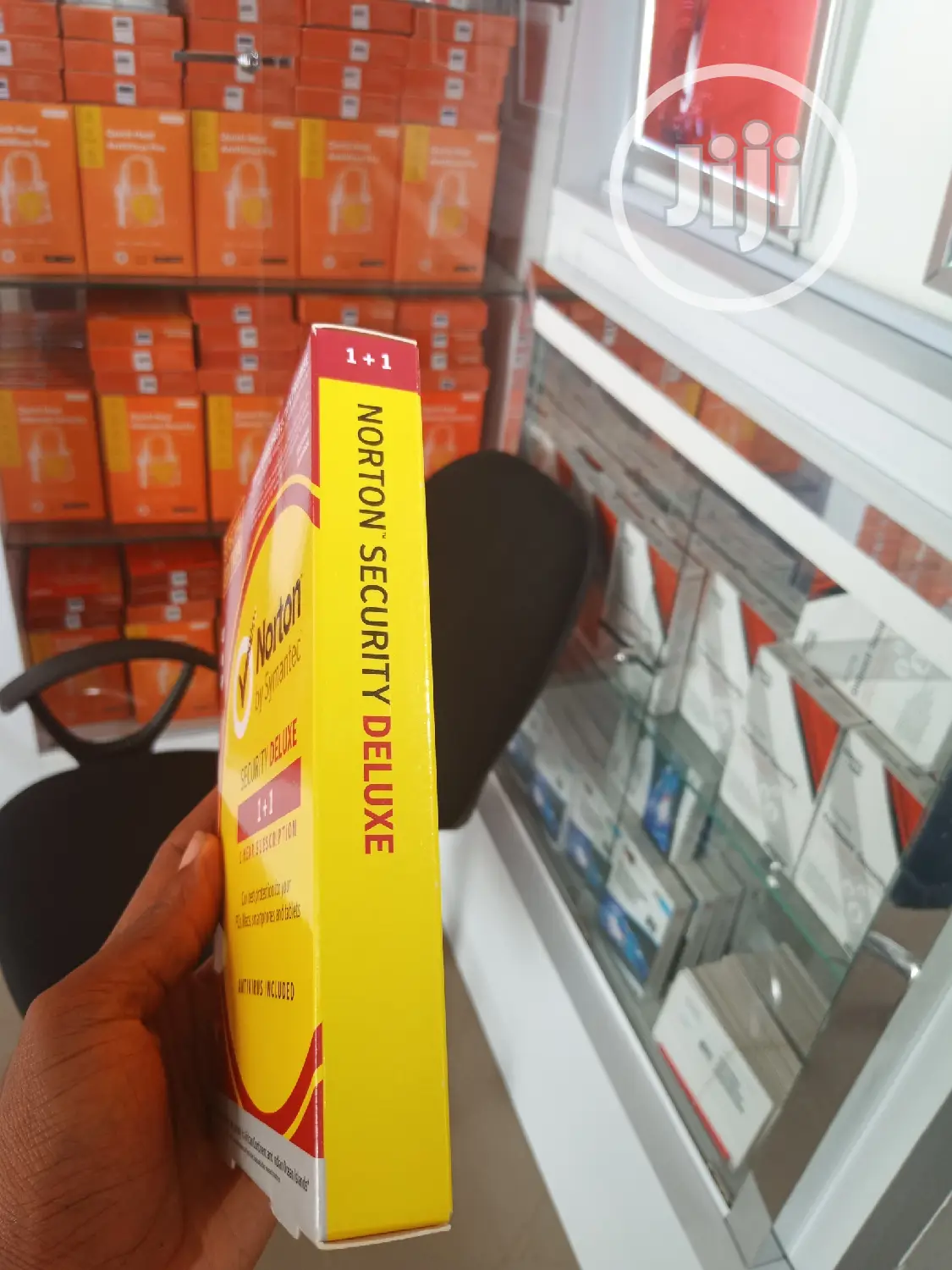 Nortontm Security Deluxe 1+1
