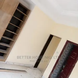 Furnished 2bdrm Block of Flats in Oluyole for rent