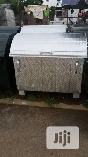 Metal Bin. Door Steep Delivery Free