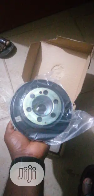 Engine Pully Range Rover Evoque