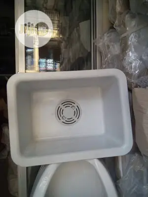 Plastic Washing Hand Basin