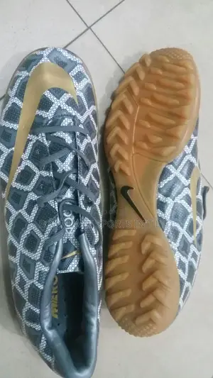 Nike Canvas Boot