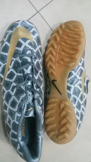 Nike Canvas Boot