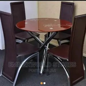Round Dinning Set By 4 Chairs