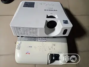Very Neat UK Used Hitachi Epson Projector for Church
