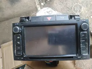 Volkswagen Toureg 2008 Car Stereos