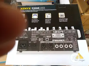 Behringer Xenyx 1204 USB Mixer