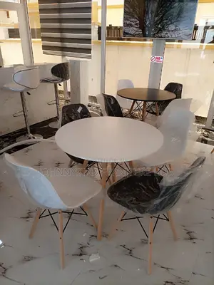 Italian Unique Restaurant 4 Chairs With Tables