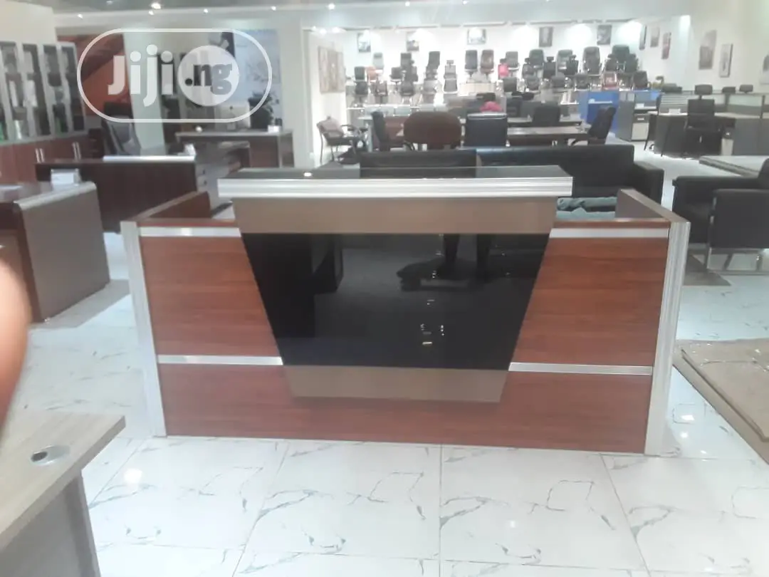 Receptionist Table