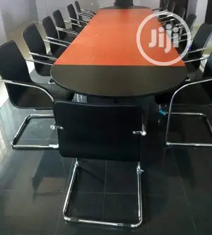 Super Conference Table