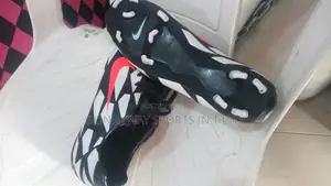 Nike Boot-Size 41