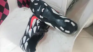 Nike Boot-Size 41
