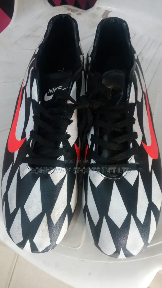 Nike Boot-Size 41