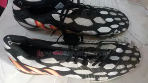 Adidas Size 41 Boot