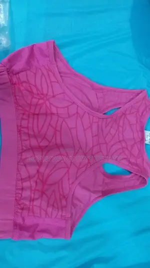 High Quality Nike Ladies Jugging Bra Tops