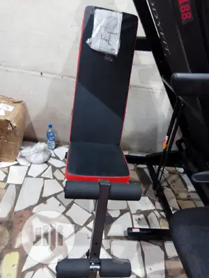 Adjustable Sit Up Bench