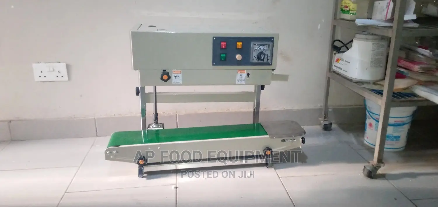 Horizontal And Vertical Sealing Machine.