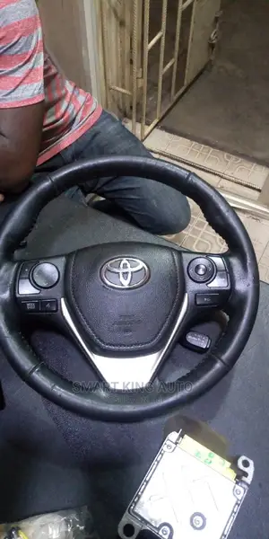 Complete Steering Wheel With Airbag Corolla 2014