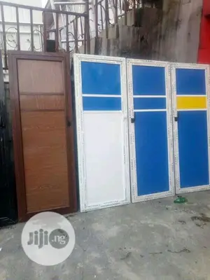 Alluminium Toilet Doors