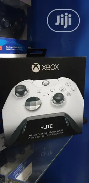 Microsoft Elite Controller.