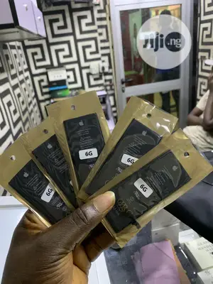 Original iPhone 6 and 6s Battery With Guarantee
