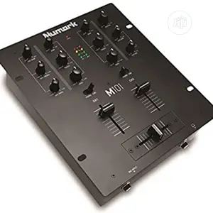 Numark M101