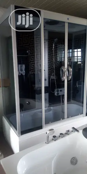 80*180 Shower Room