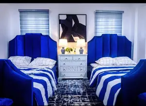 Unique 4.5by6ft Full Padded Bedframe