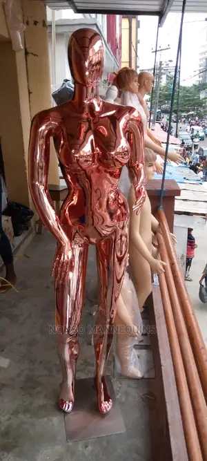 Big Breast Rose Gold Chrome Female Mannequin