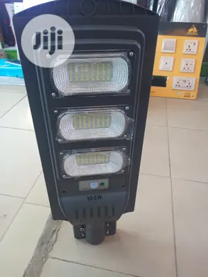 Quality 100watts Solar Street Light