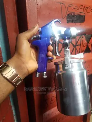 Down Cup Spray Gun