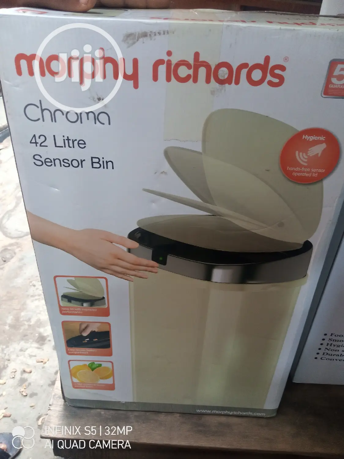 Morphy Richards 42litres Square Sensor Dustbin Cream