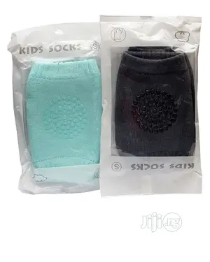 2 Pairs of Baby Crawling Knee Pads -Pink and Blue