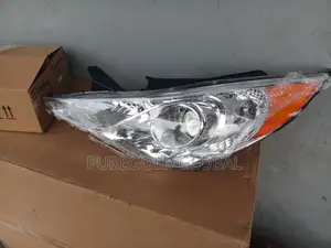 Headlamp for Hyundai Sonata Model