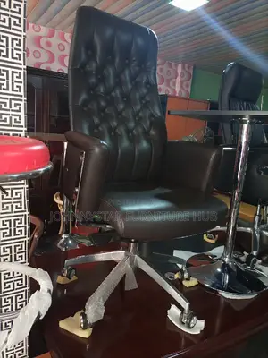 Italian Unique Executive Office Chairs