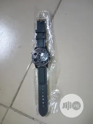 V8 Super Speed Wrist Watch