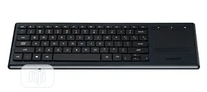 K830 Illuminated Living-Room Keyboard