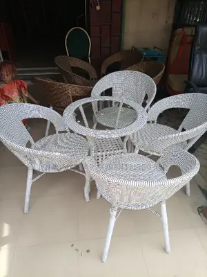 Italian Unique Outdoor 4 Chairs With Tables