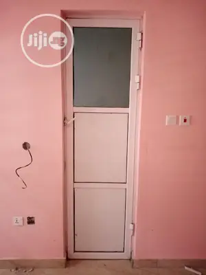 Aluminium Fabricated Toilet Door