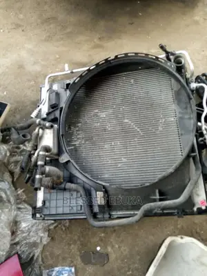 Range Rover Vogue 2006_2009 Radiator