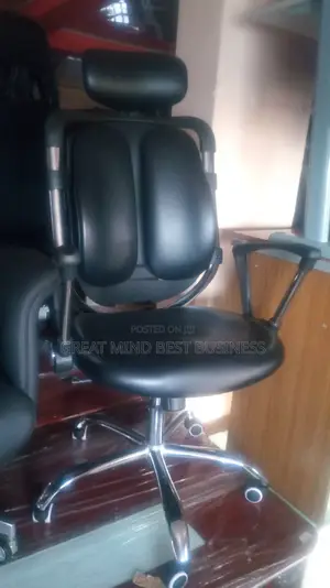 High Quality Executive Swivel Office Kidney Chair