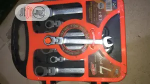 7pcs Set of Ratchet Spanner Flexible Raider Professional