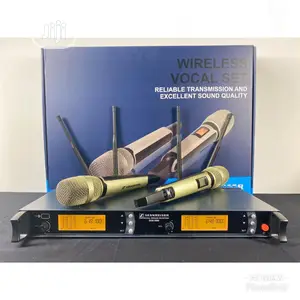 SKM9000 Wireless Microphone